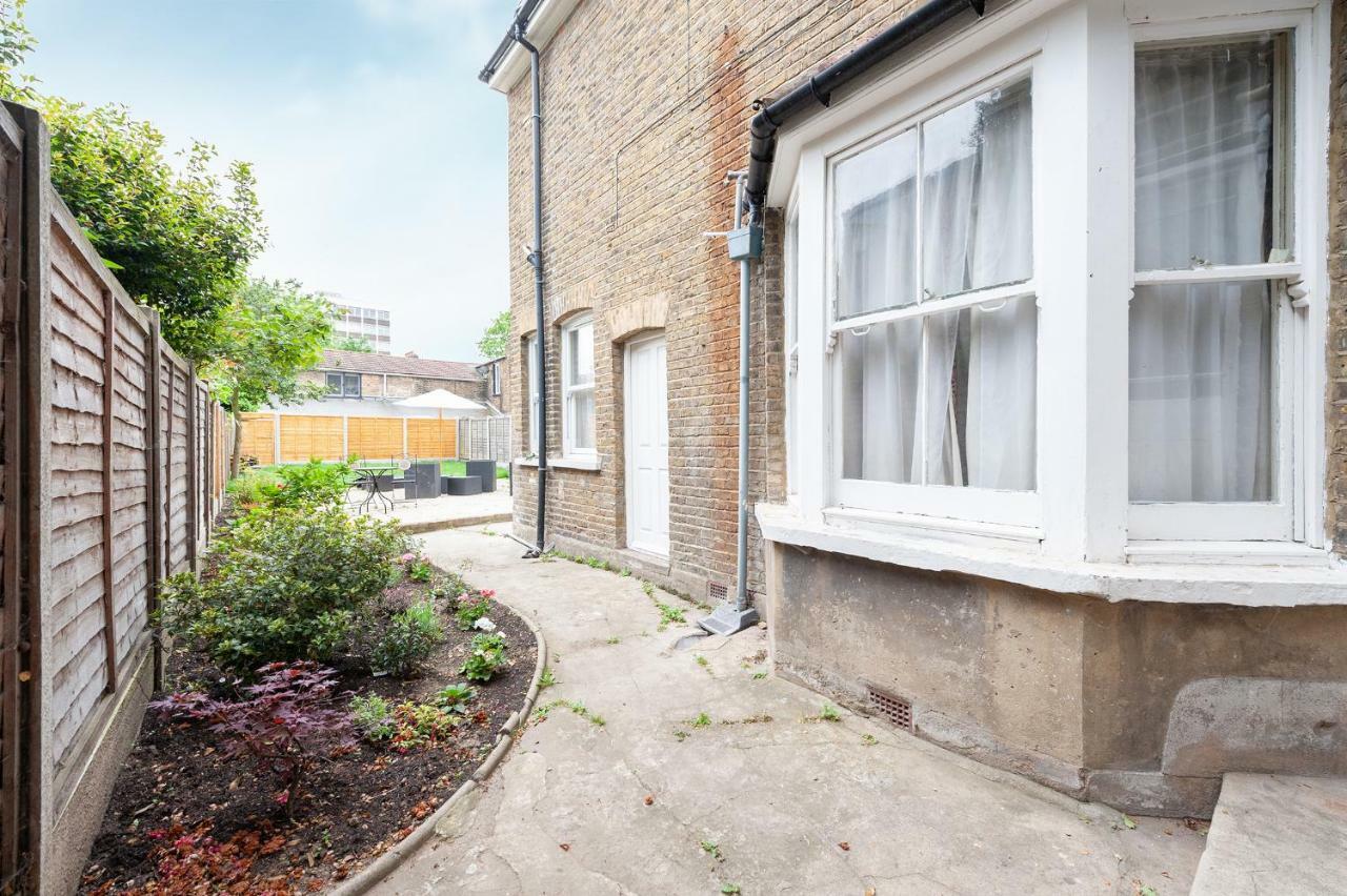 Clova House Hotel London Exterior photo